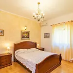 Sarita *