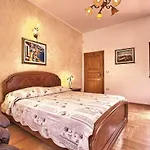 Sarita *