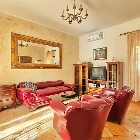 Sarita Holiday home Sisan