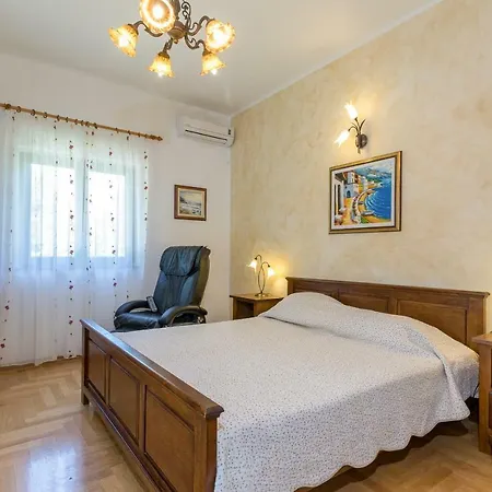 Holiday home Sarita